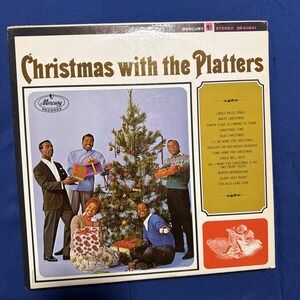 Christmas‎ Holiday Record Albums Set of 7 Records. See Pics. See Pictures